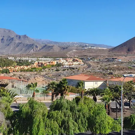 De Luxe South Tenerife * Costa Del Silencio